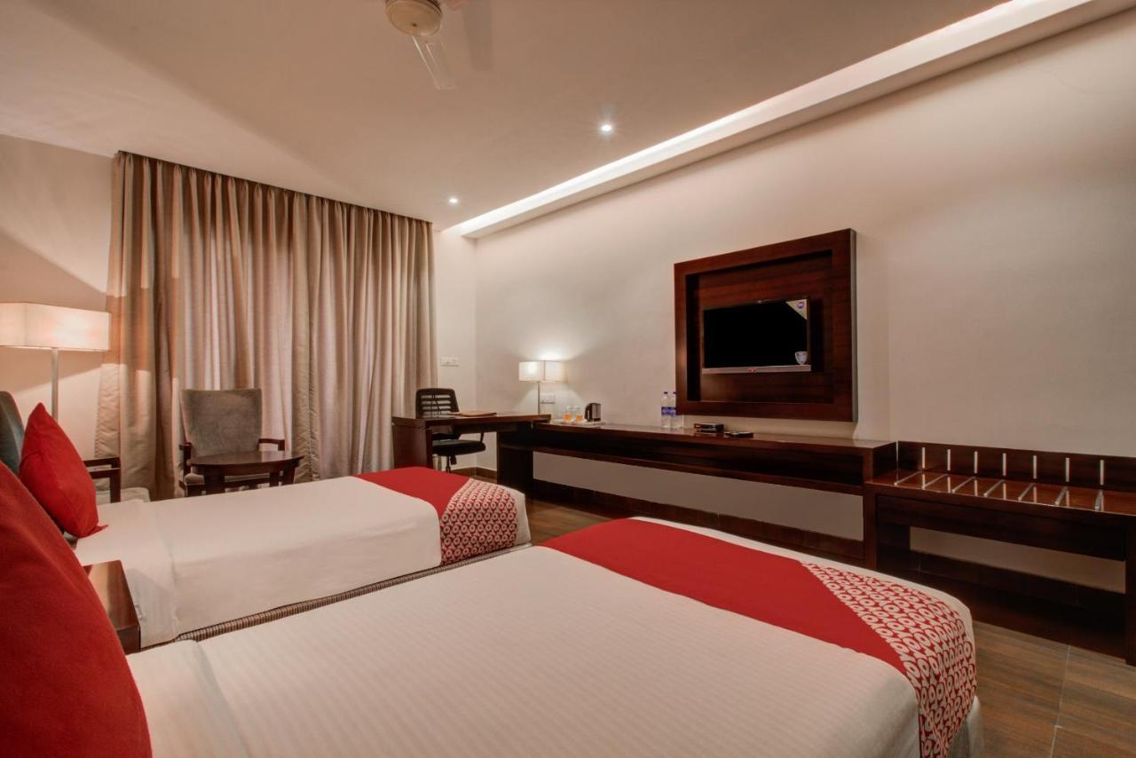 Hotel Oyo 3575 The Wave International Jamshedpur Exterior foto