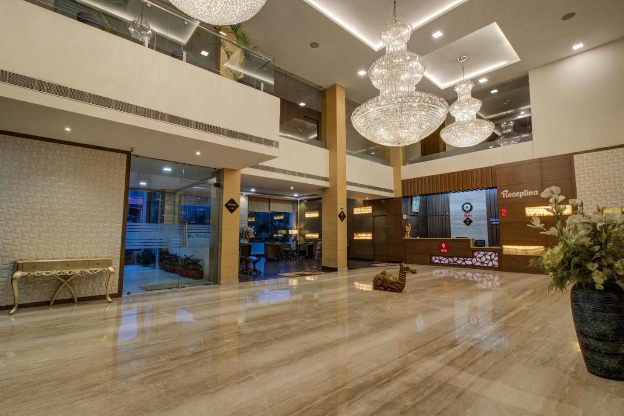 Hotel Oyo 3575 The Wave International Jamshedpur Exterior foto