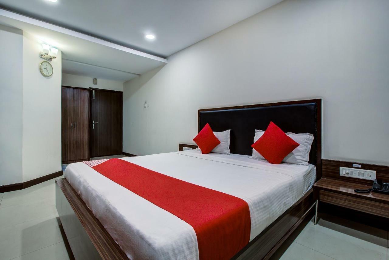 Hotel Oyo 3575 The Wave International Jamshedpur Exterior foto
